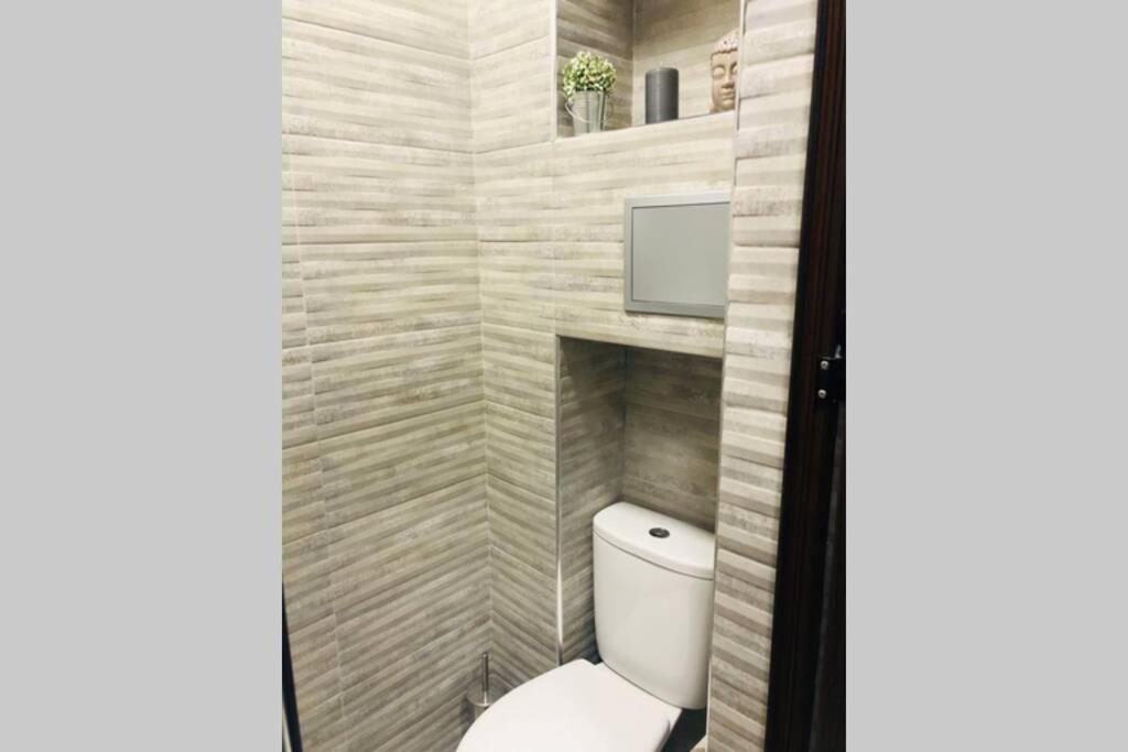 Lovely 3-Bedroom Apartment For 7 Ppl At The Centre Varna Ngoại thất bức ảnh