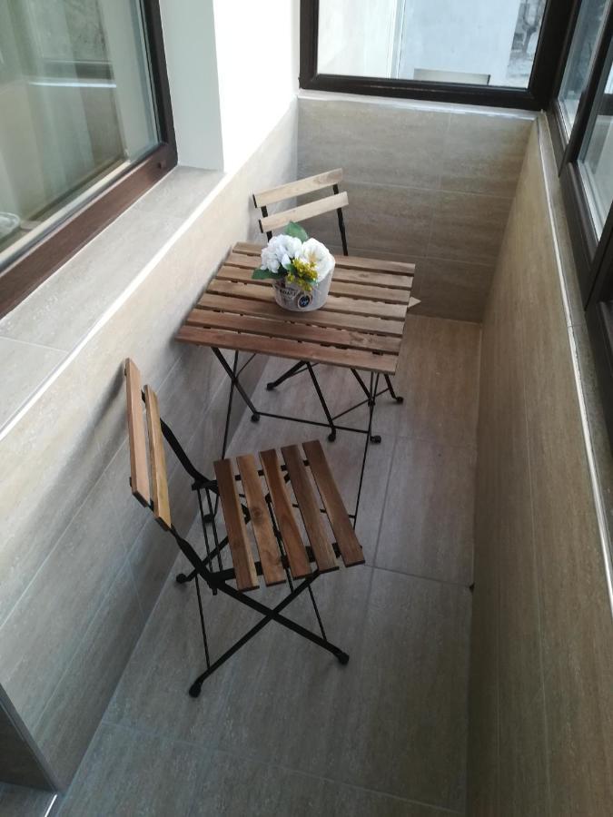 Lovely 3-Bedroom Apartment For 7 Ppl At The Centre Varna Ngoại thất bức ảnh